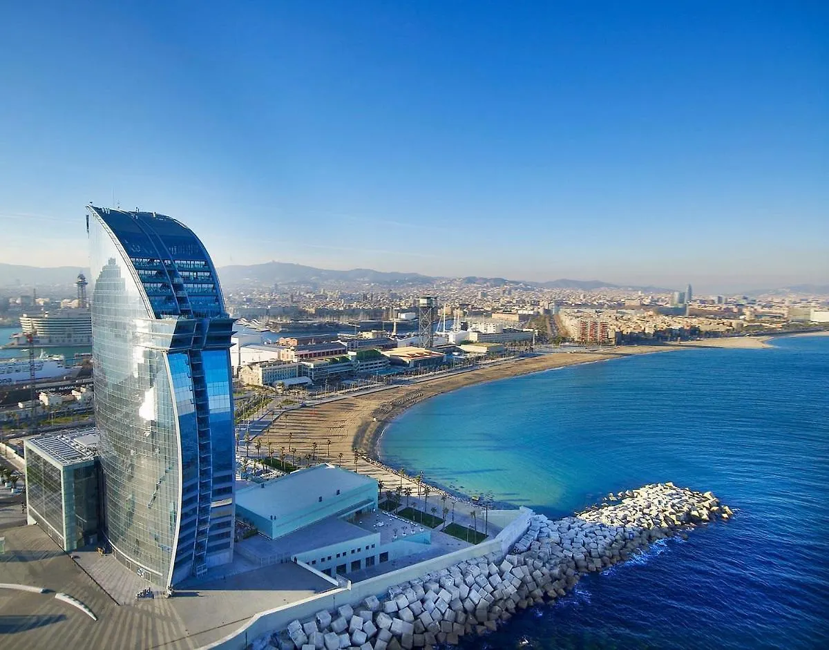 Апартаменты Barcelona Chic Apartments- Free Parking - 10 Min From Bcn City Centre By Metro